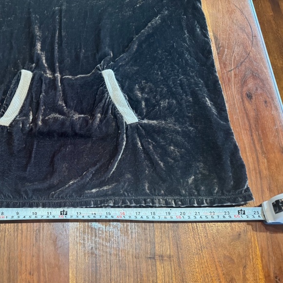 Womens, Pete & Greta Velvet Hoodie. Size: L, Color: Blue/Grey - Picture 9 of 9